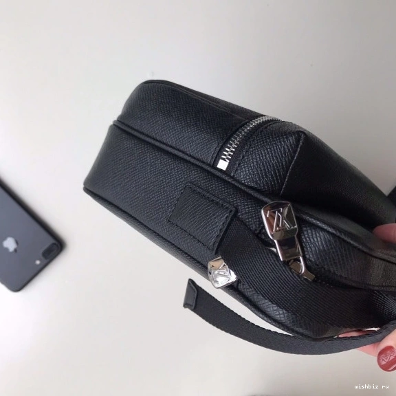WIS Messenger Louis Vuitton 0727